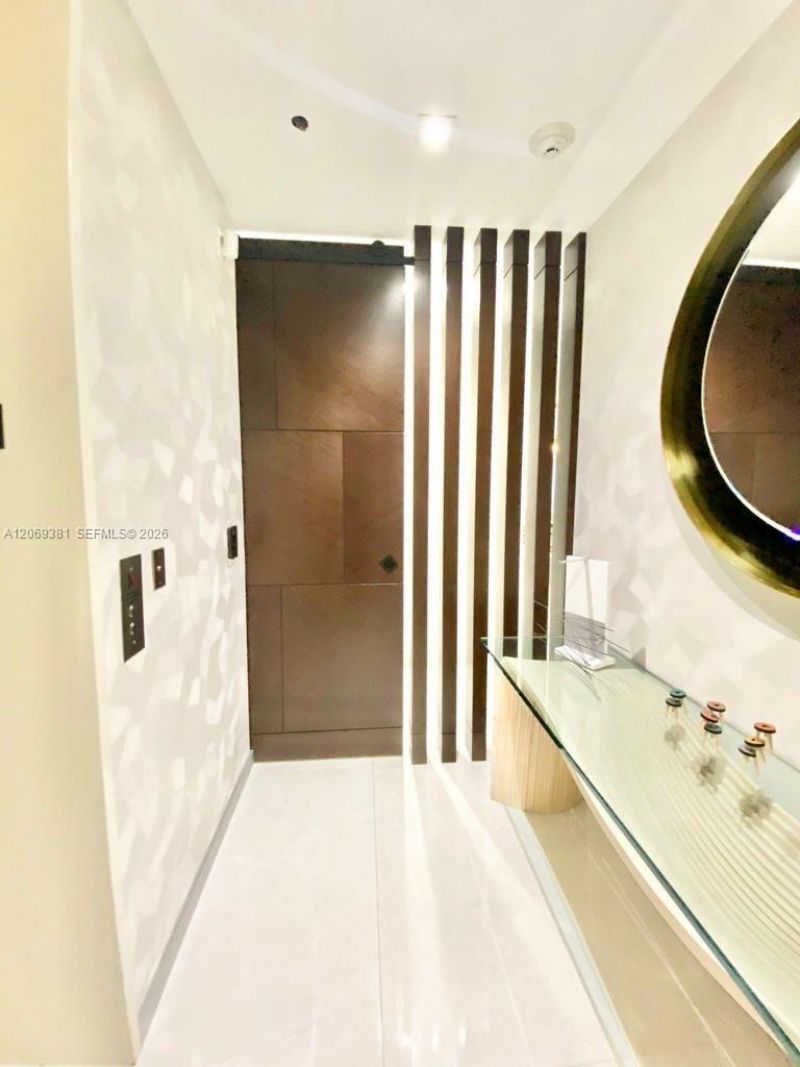16901 Collins Ave , Unit 701, Sunny Isles Beach, FL 33160 Photo