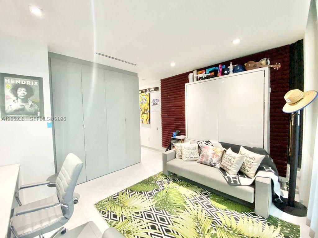 16901 Collins Ave , Unit 701, Sunny Isles Beach, FL 33160 Photo