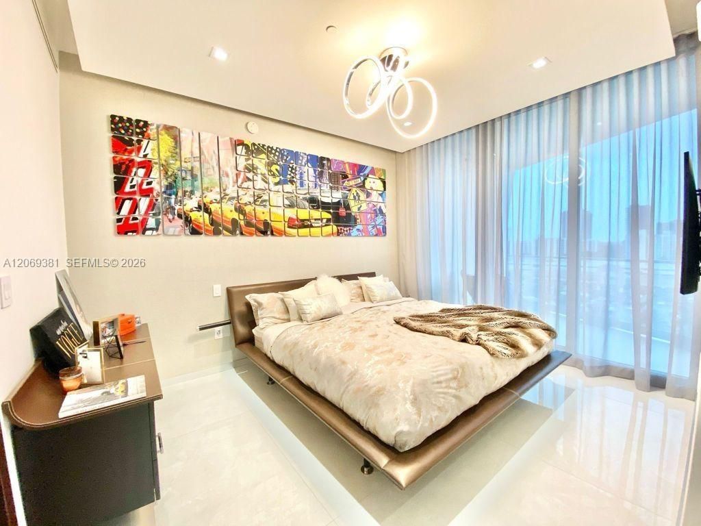 16901 Collins Ave , Unit 701, Sunny Isles Beach, FL 33160 Photo
