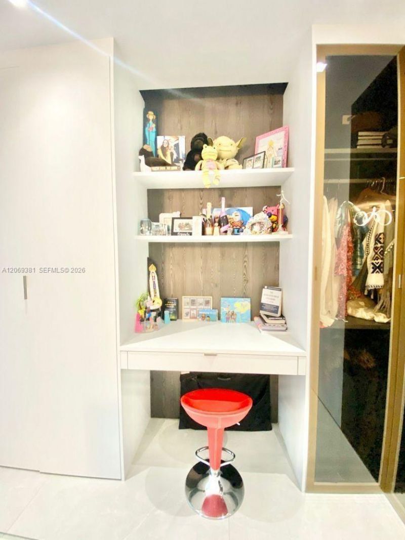 16901 Collins Ave , Unit 701, Sunny Isles Beach, FL 33160 Photo