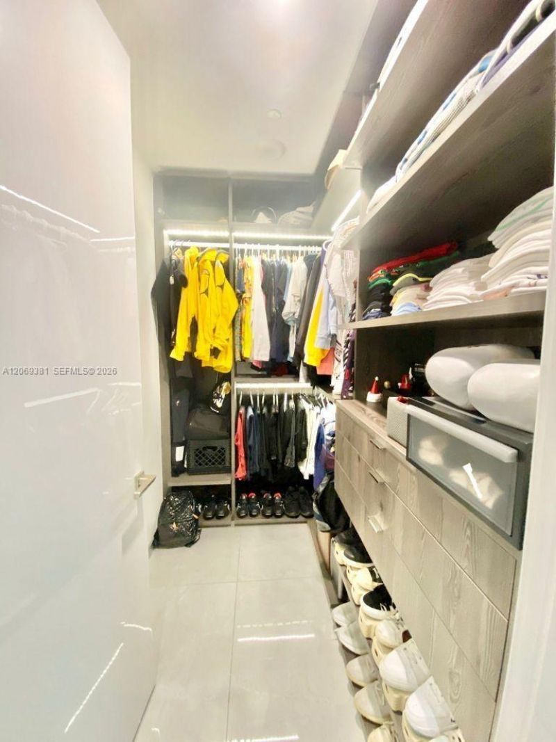 16901 Collins Ave , Unit 701, Sunny Isles Beach, FL 33160 Photo