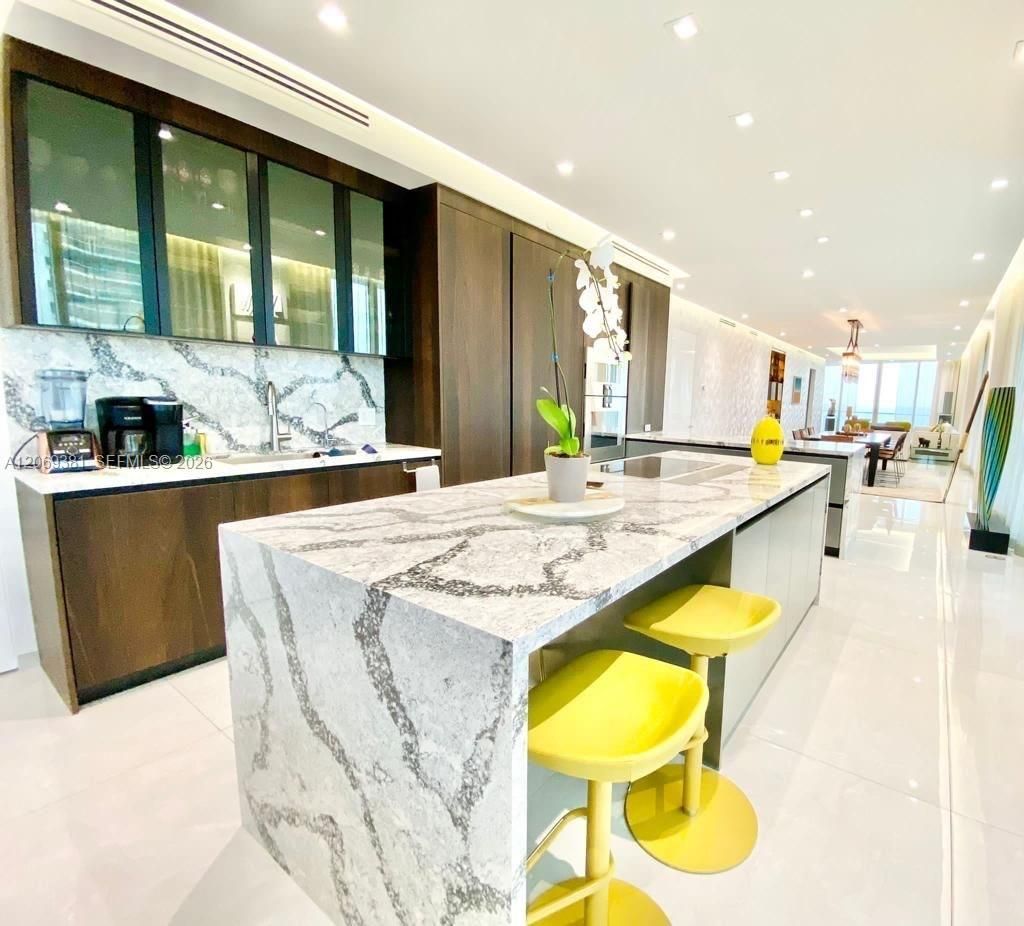 16901 Collins Ave , Unit 701, Sunny Isles Beach, FL 33160 Photo