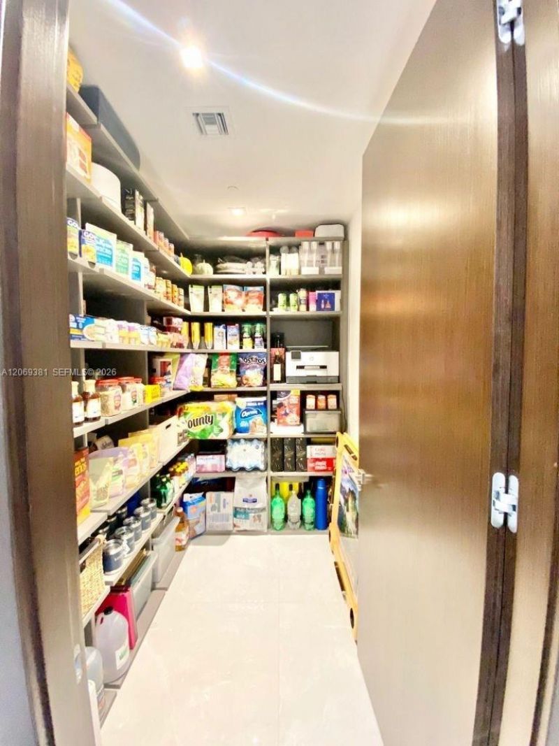 16901 Collins Ave , Unit 701, Sunny Isles Beach, FL 33160 Photo