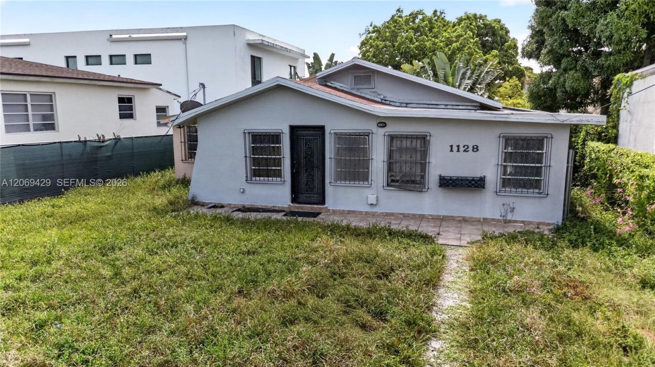 1128 SW 11th Ave, Miami, FL 33129 Photo