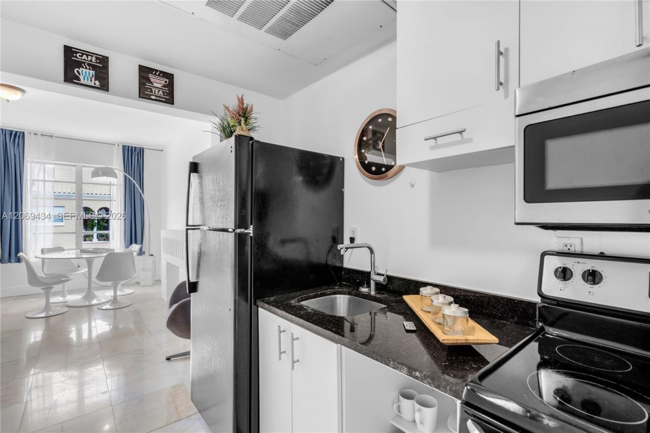 Please Call For Address, Unit 203, Miami Beach, FL 33139 Photo