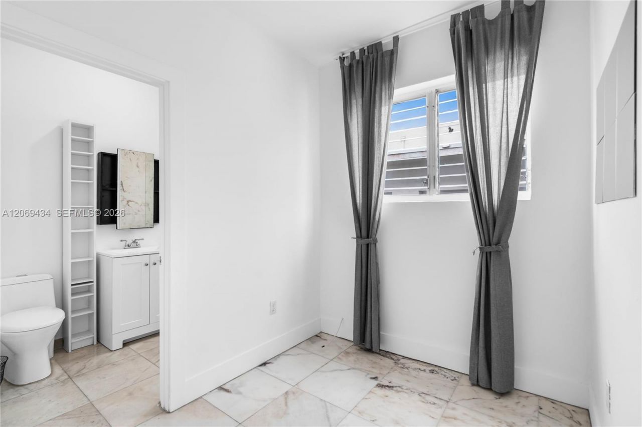 Please Call For Address, Unit 203, Miami Beach, FL 33139 Photo