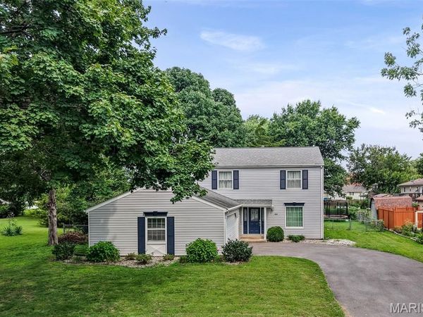 44 Berwin Green, Maryville, IL 62062