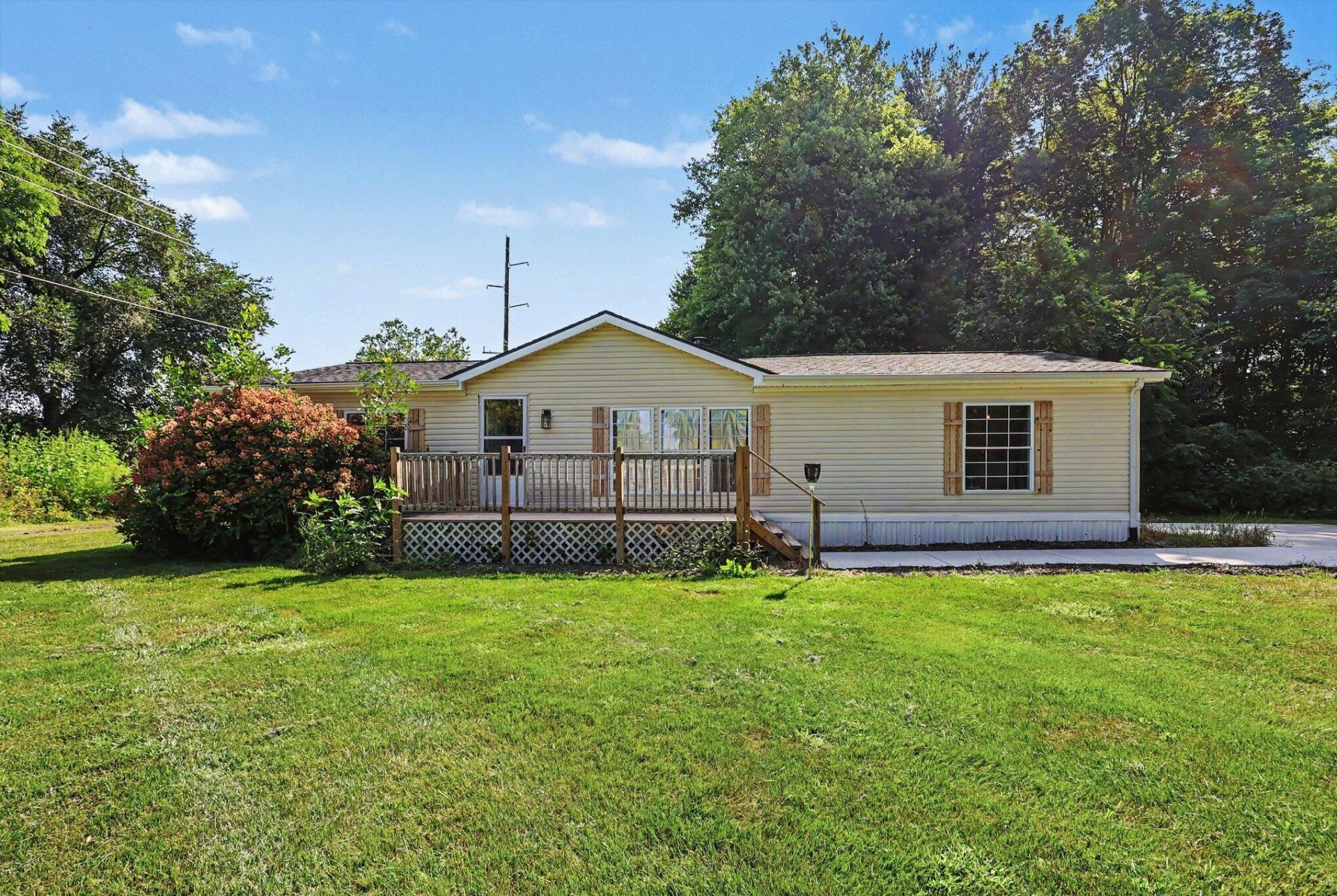 17048 Bond Street, Nunica, MI 49448 Main Photo
