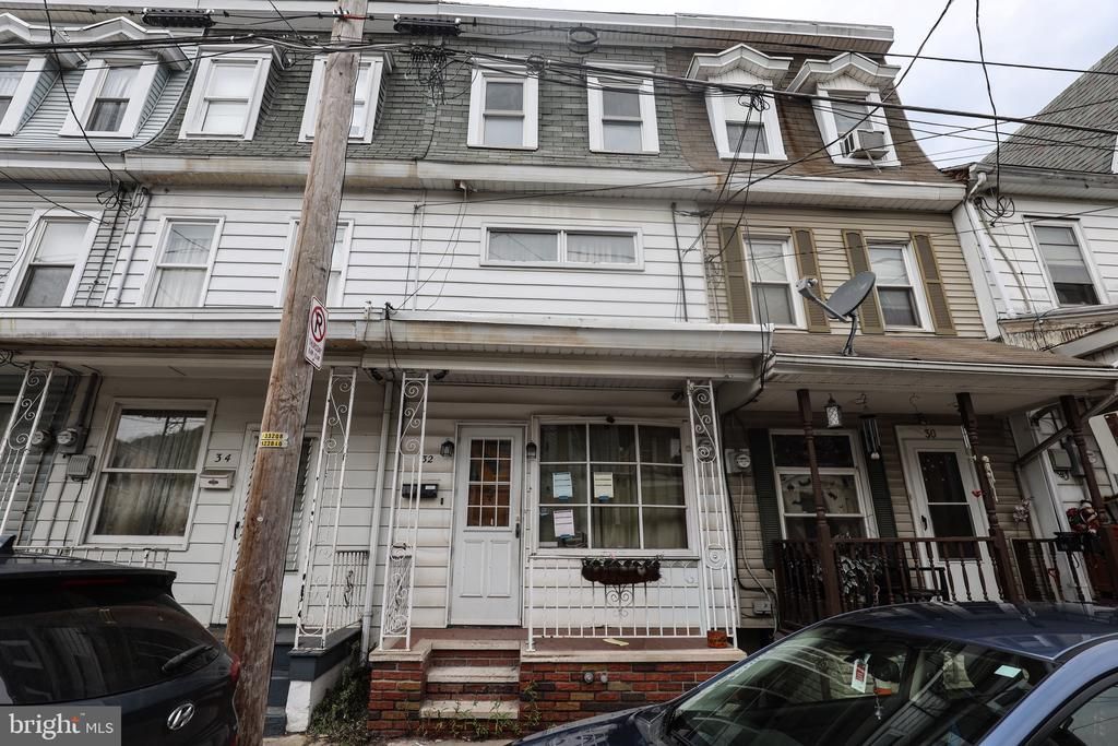 32 S FRANKLIN STREET , SHAMOKIN, PA 17872
