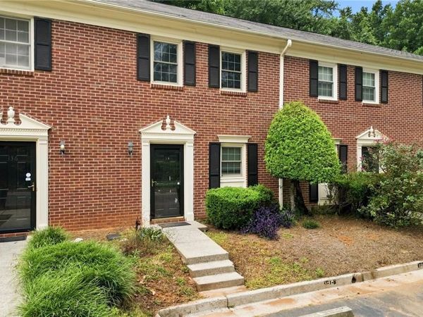 135 Sterling Court, Alpharetta, GA 30004