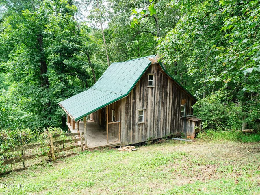 Property Image 8
