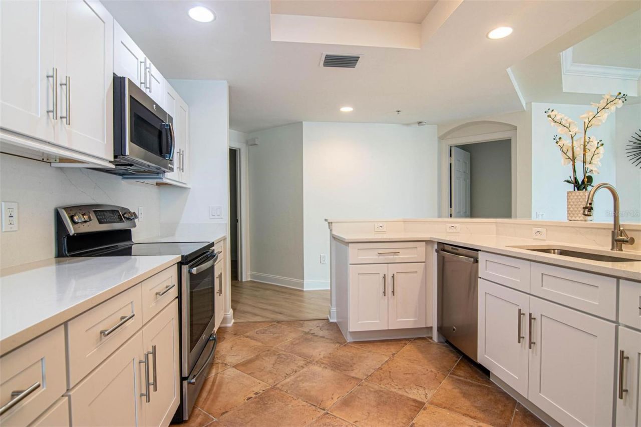 2743 1st Street , Unit 406, Fort Myers, FL 33916 Photo