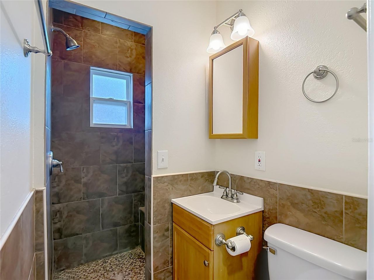 7429 Us Highway 19 , New Port Richey, FL 34652 Photo