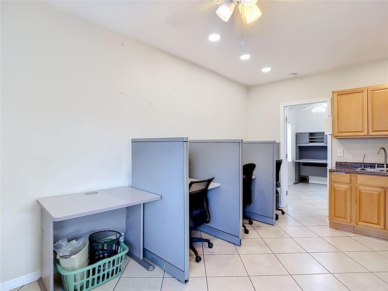 7429 Us Highway 19 , New Port Richey, FL 34652 Photo