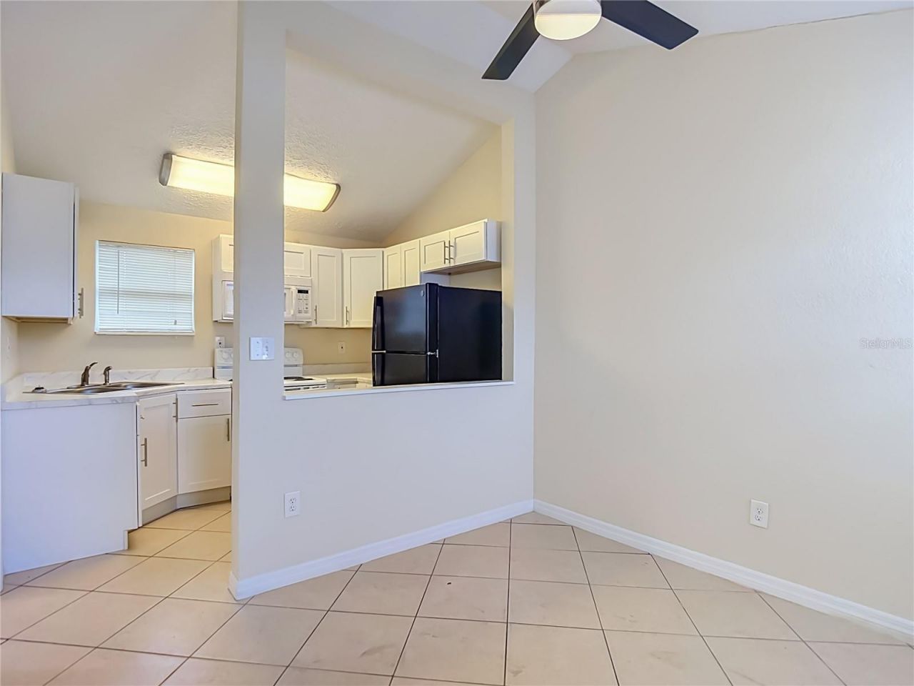 7429 Us Highway 19 , New Port Richey, FL 34652 Photo