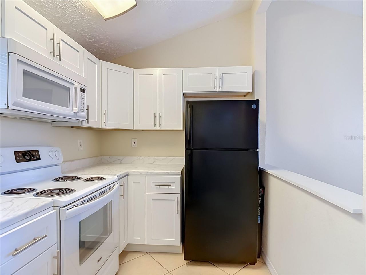 7429 Us Highway 19 , New Port Richey, FL 34652 Photo