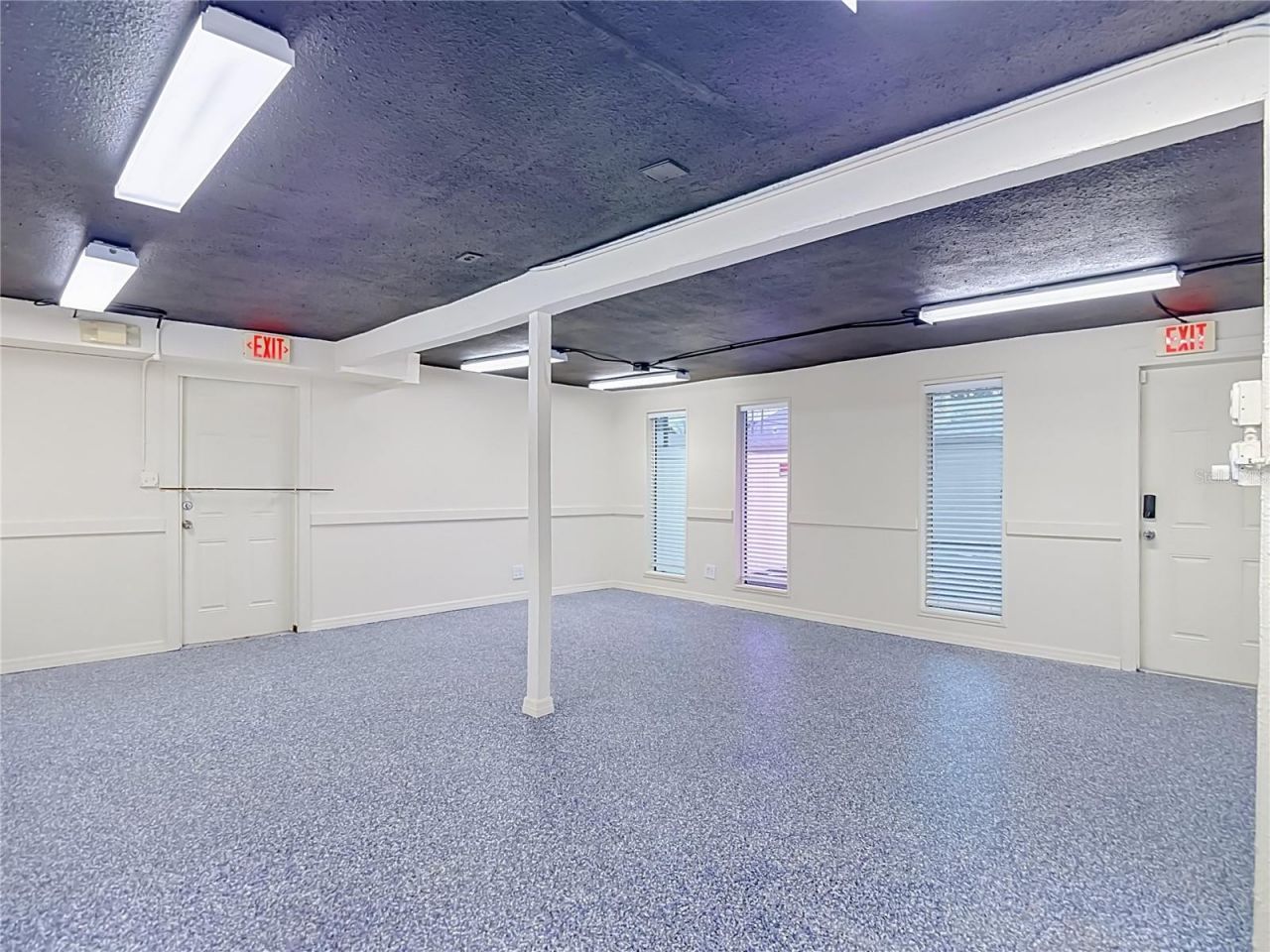 7429 Us Highway 19 , New Port Richey, FL 34652 Photo