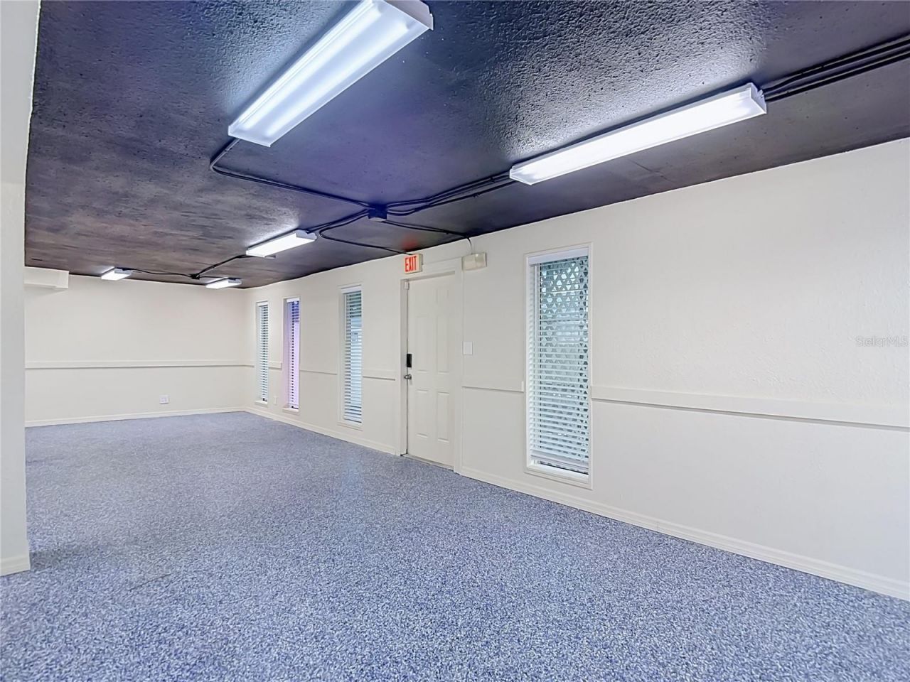 7429 Us Highway 19 , New Port Richey, FL 34652 Photo