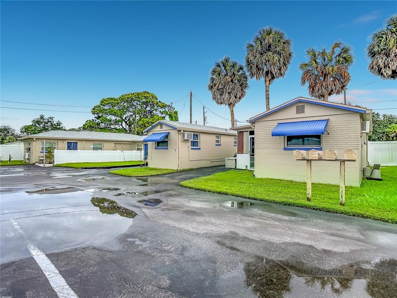 7429 Us Highway 19 , New Port Richey, FL 34652 Photo