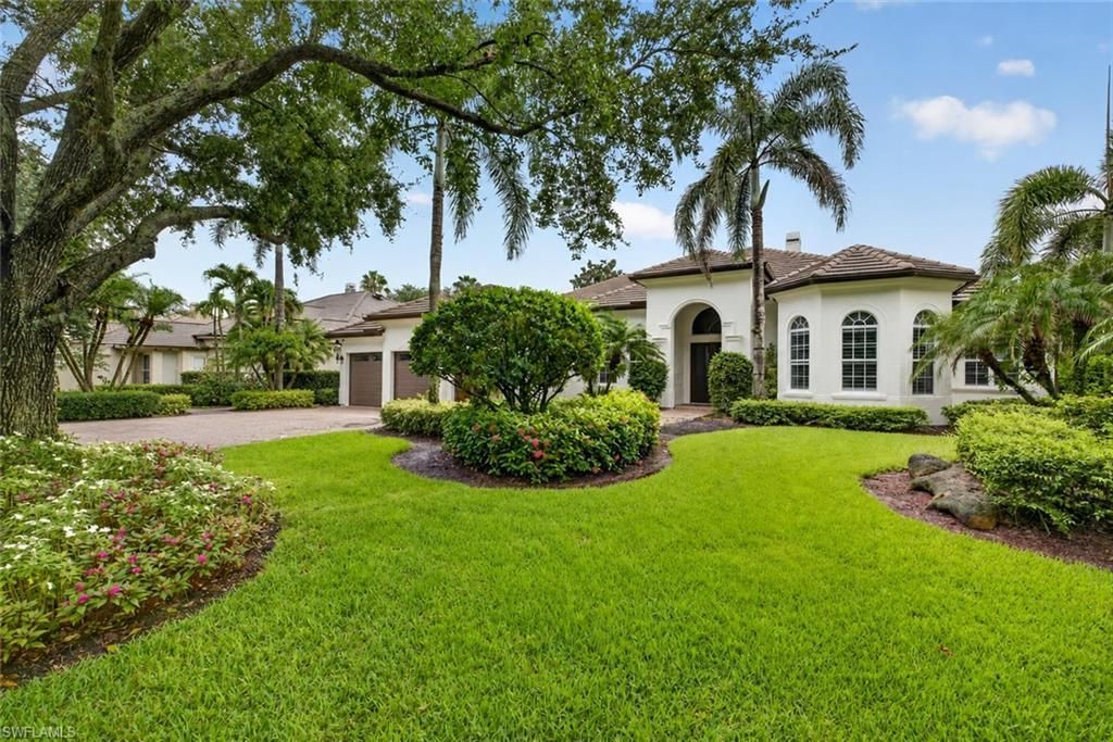 499 Terracina Way, Naples, FL 34119 Photo