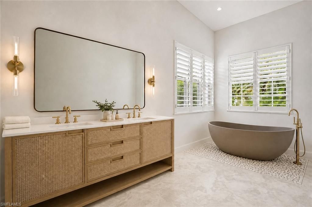 499 Terracina Way, Naples, FL 34119 Photo