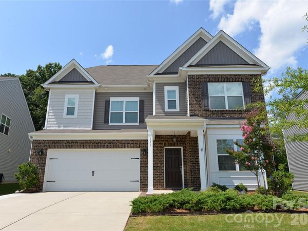 111 Lambeth Loop, Mooresville, NC 28115