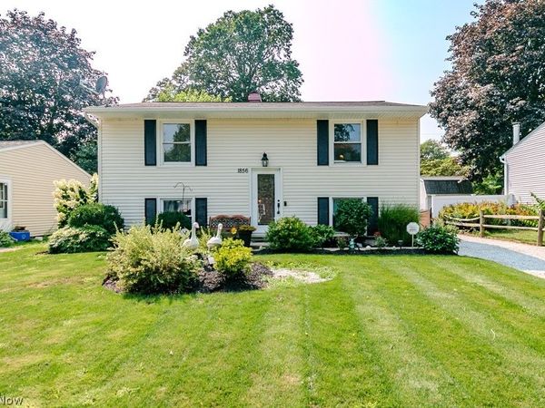 1856 Stirling Road , Madison, OH 44057