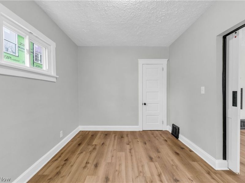 2209 Hood Avenue, Unit 2/UP, Cleveland, OH 44109 Photo 5