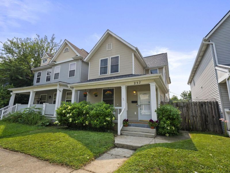 257 Hawkes Avenue, Columbus, OH 43223 Photo 2