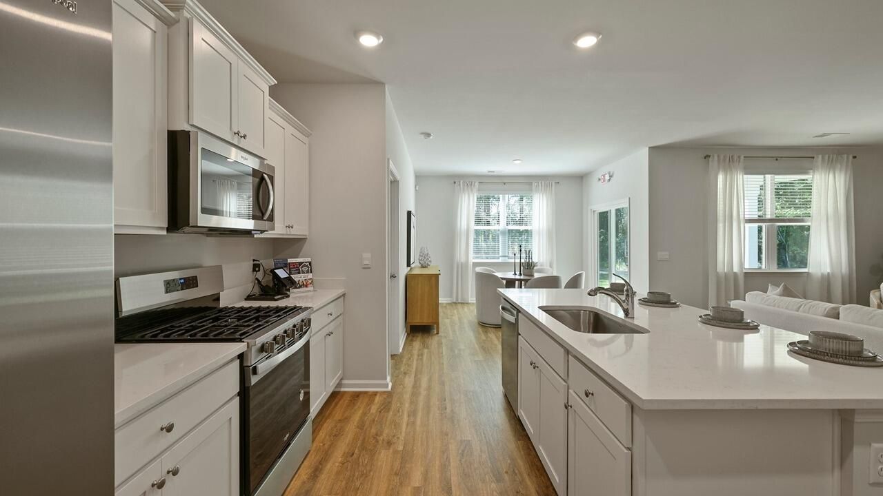 195 Fuller Road Photo 14
