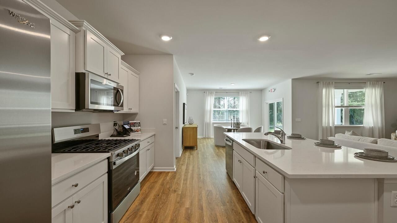 195 Fuller Road Photo 15