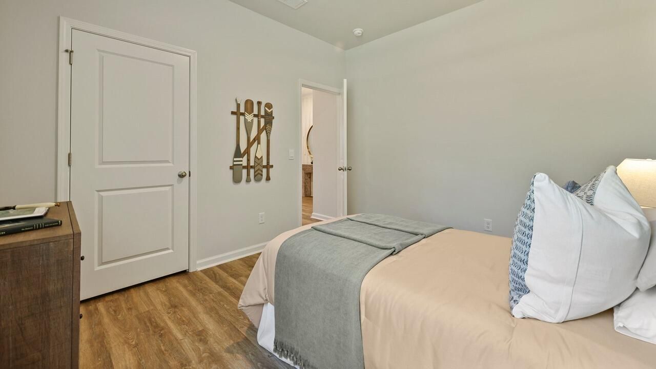 195 Fuller Road Photo 28