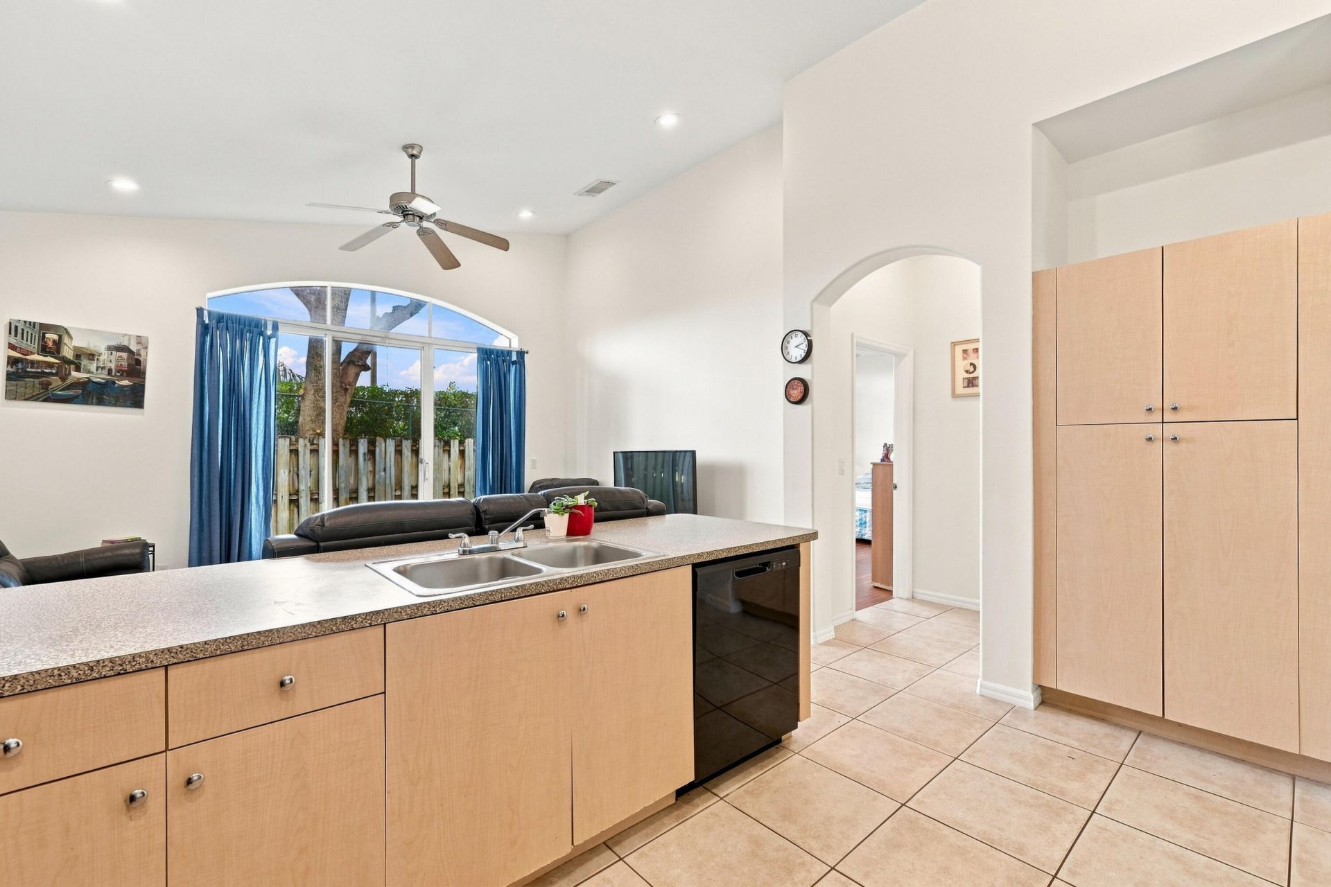 7778 NW 17th Place, Pembroke Pines, FL 33024 Photo
