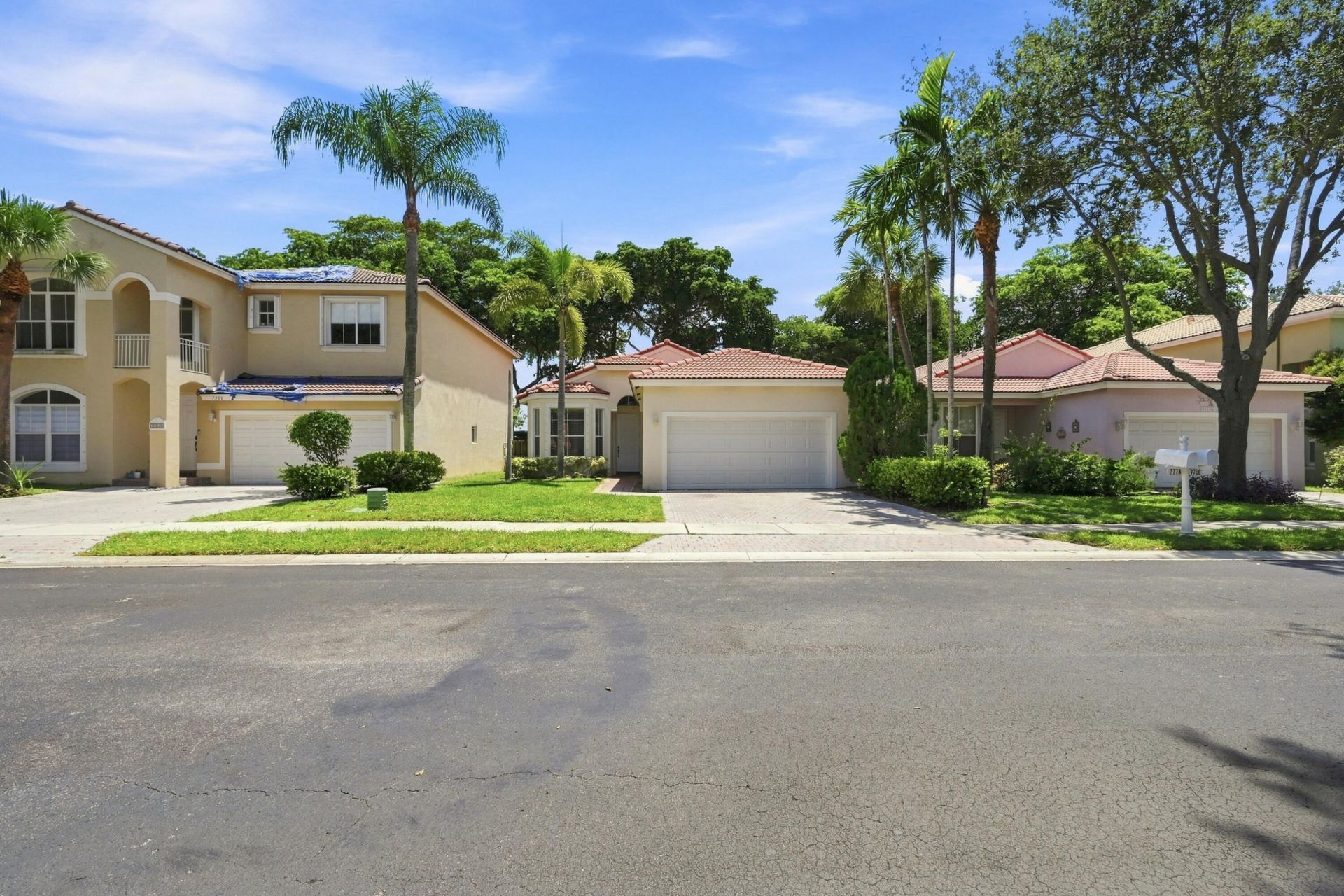 7778 NW 17th Place, Pembroke Pines, FL 33024 Photo