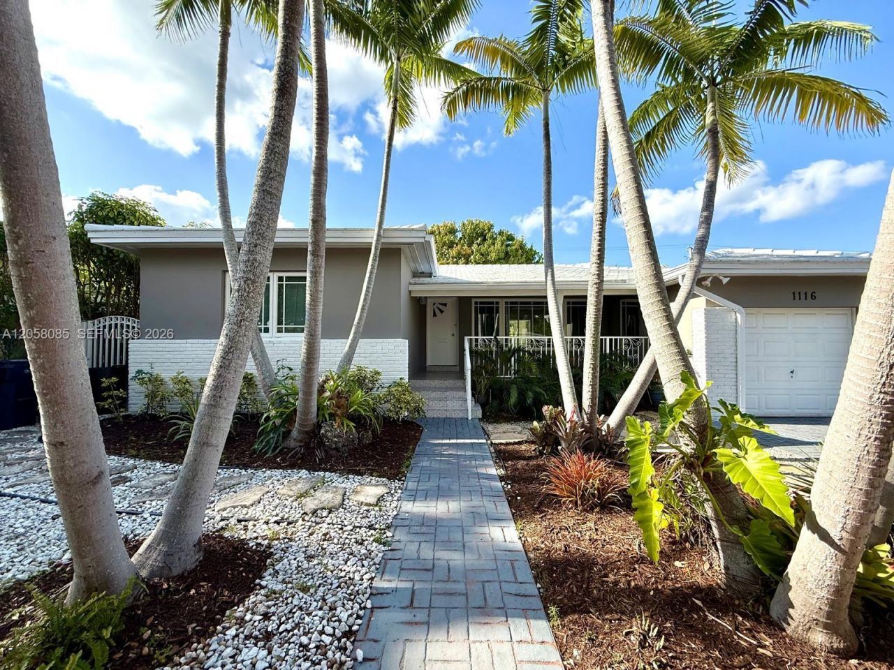 1116 Biarritz Dr , Miami Beach, FL 33141 Photo