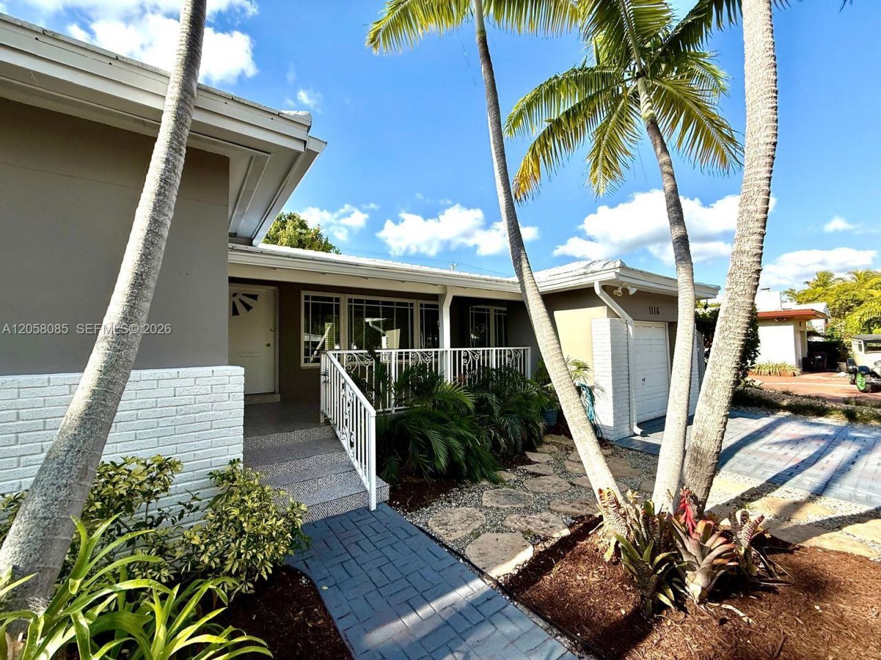 1116 Biarritz Dr , Miami Beach, FL 33141 Photo