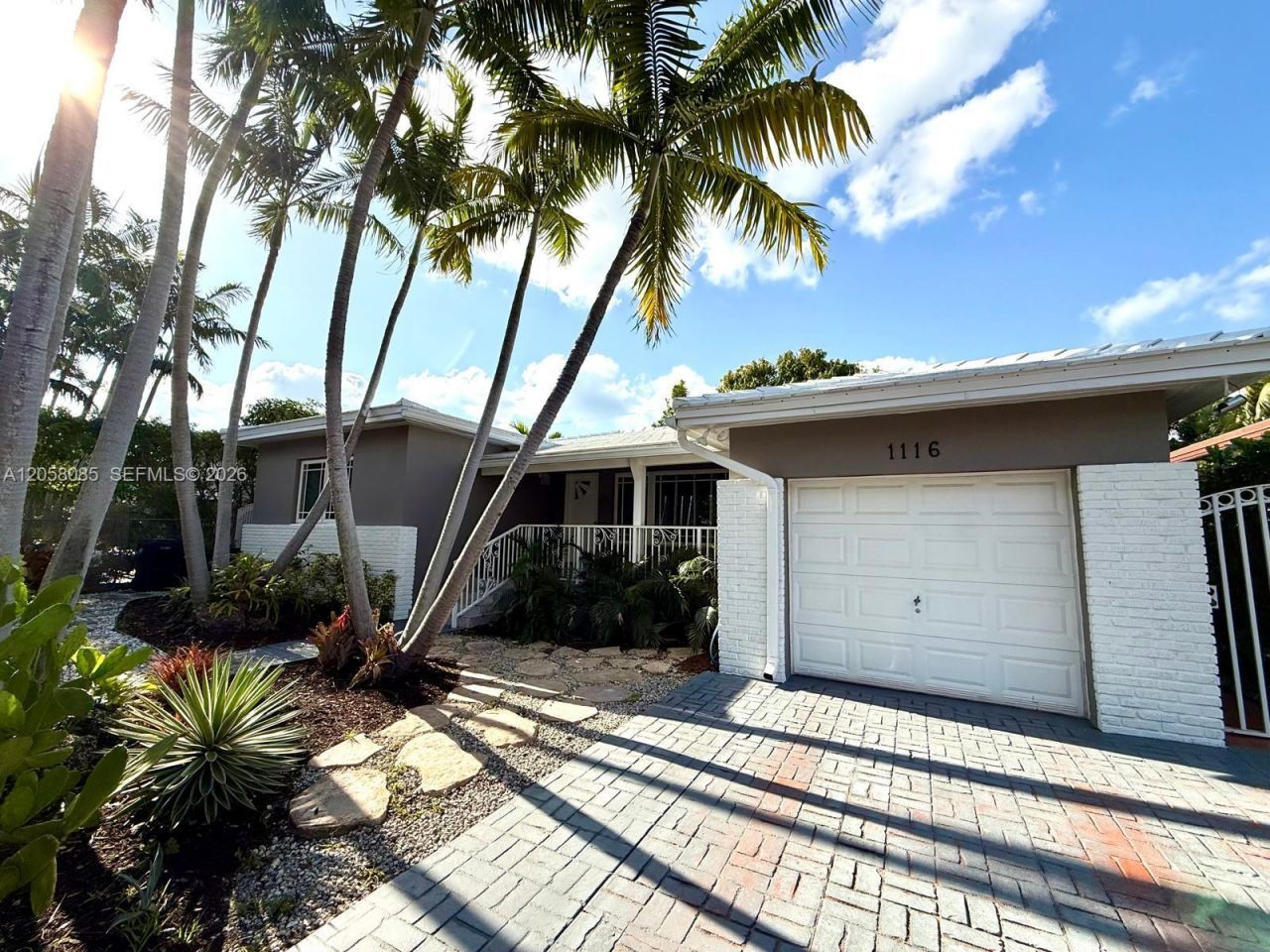 1116 Biarritz Dr , Miami Beach, FL 33141 Photo