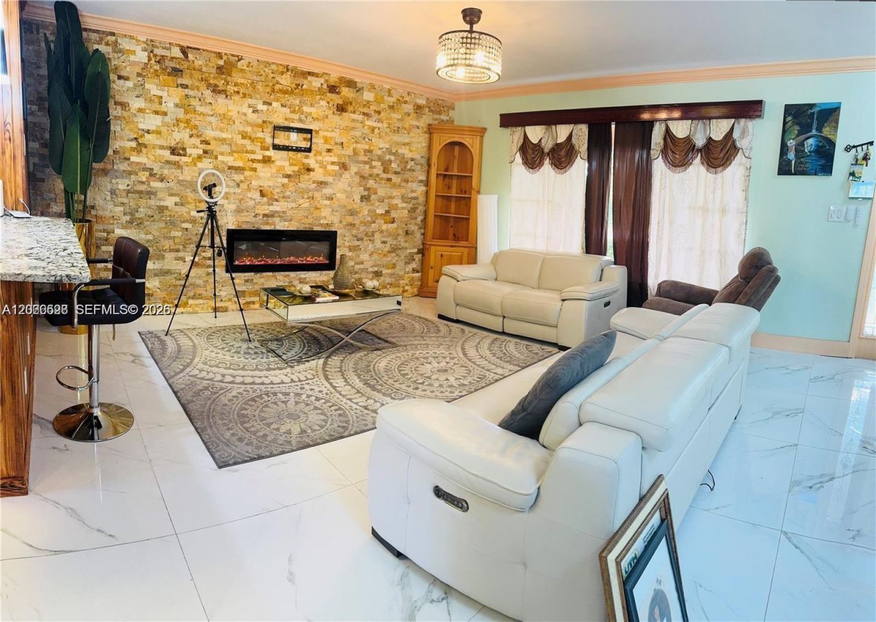 1230 NW 74th Ave , Plantation, FL 33313 Photo