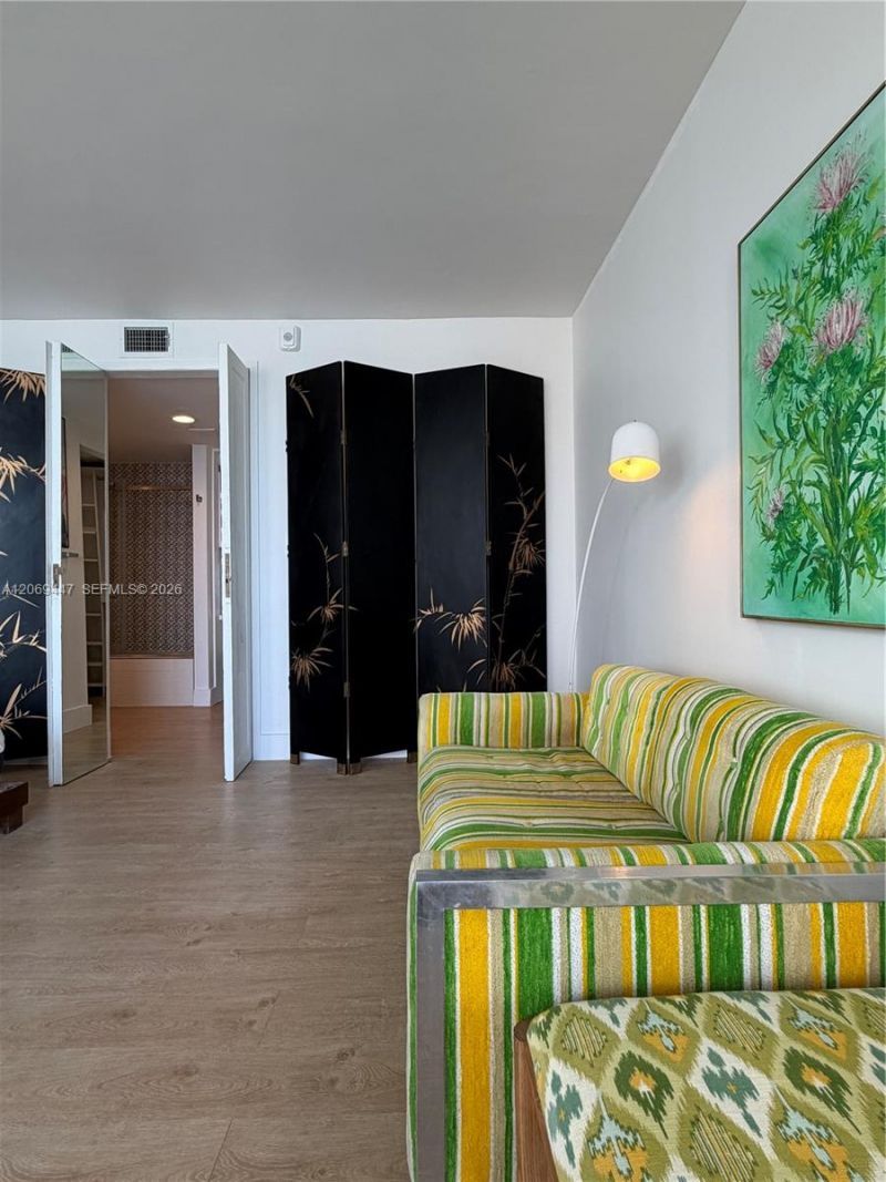 770 NE 69th St, Unit 3F, Miami, FL 33138 Photo