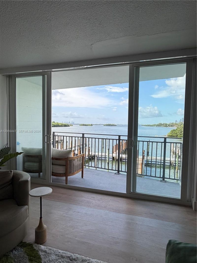770 NE 69th St, Unit 3F, Miami, FL 33138 Photo