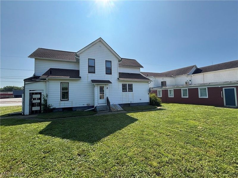 180 Wooster Road N, Barberton, OH 44203 Photo 10