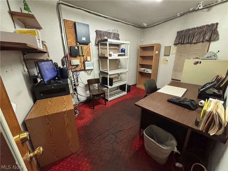 180 Wooster Road N, Barberton, OH 44203 Photo 30