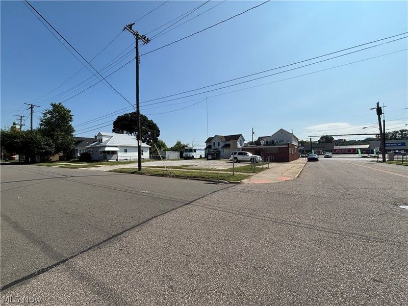 180 Wooster Road N, Barberton, OH 44203 Photo 5