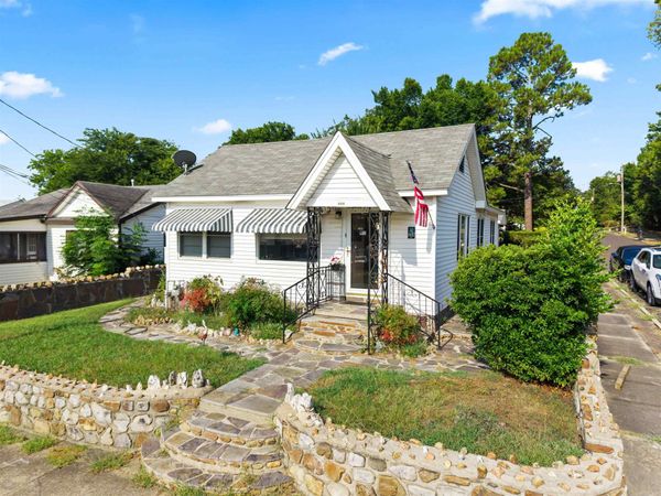400 Summer Street , Hot Springs, AR 71913
