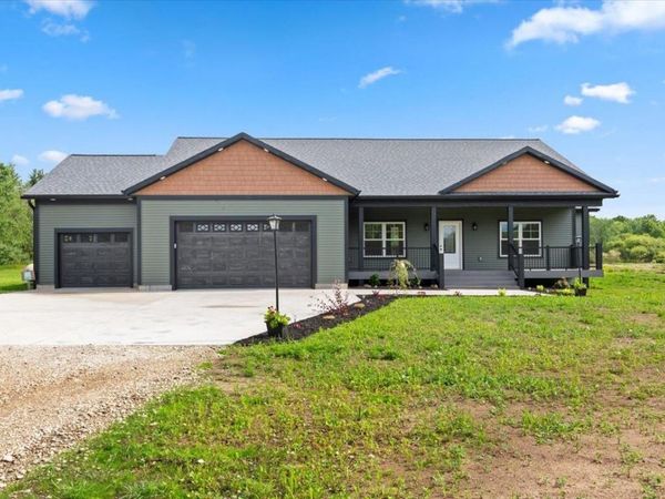 17309 W Stanton Road, Pierson, MI 49339