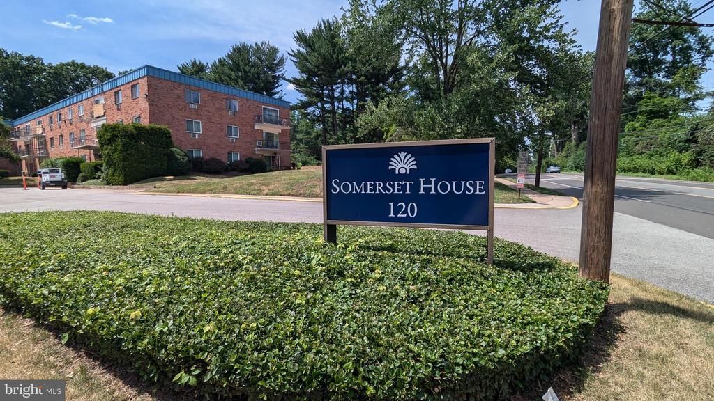 120 N BETHLEHEM PIKE , FORT WASHINGTON, PA 19034
