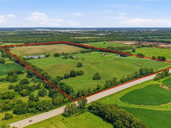 1602 E 171st Street, Belton, MO 64012