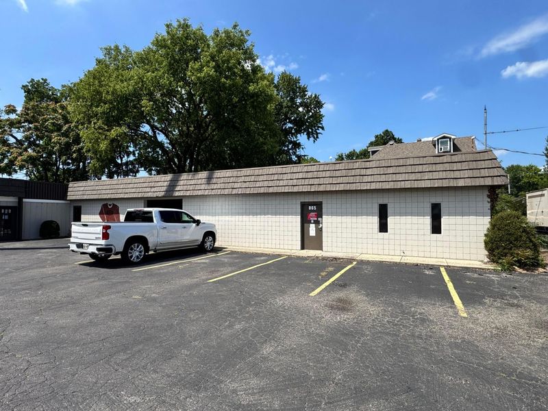 853-865 N Nelson Road , Columbus, OH 43219 Photo 18