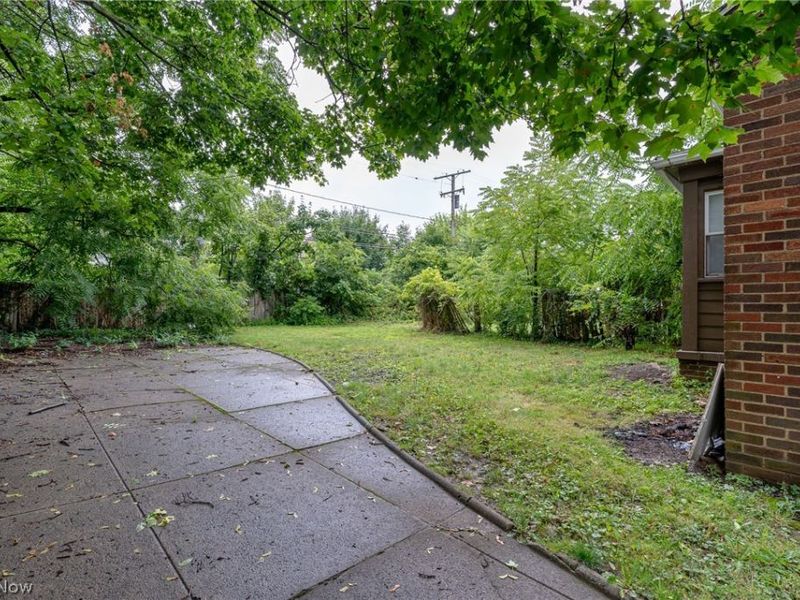 4212 E 147th Street, Cleveland, OH 44128 Photo 15