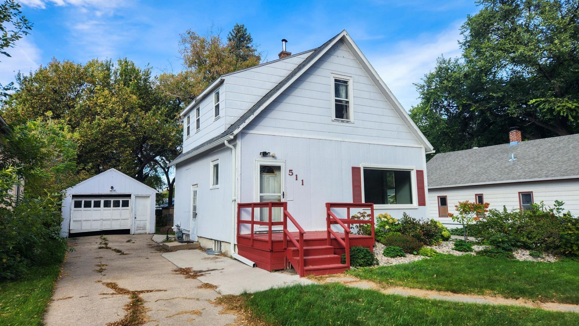 511 11th Street N primary photo